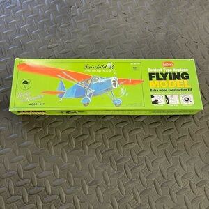Guillow’s Fairchild 24 Balsa Wood Airplane Kit No. 701 Model Vintage Gas Rubber